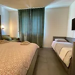 Center - Modern Flat With Parking And Wifi - B *