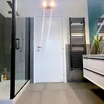 Apartman Center - Modern Flat With Parking And Wifi - B