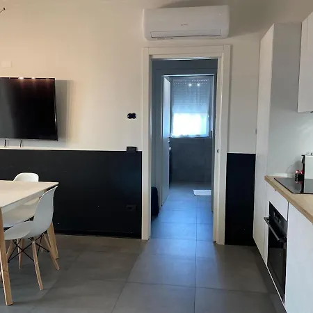 Apartment Center - Modern Flat With Free Parking And Wifi - B Bergamo