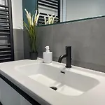 Center - Modern Flat With Parking And Wifi - B Daire Bergamo